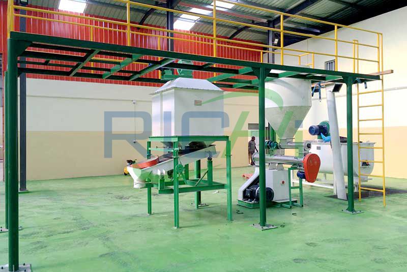 Sudan 1-2T/H Poultry Feed Pellet Plant