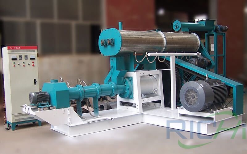 Why Choose Extruder for Aquatic Feed Production